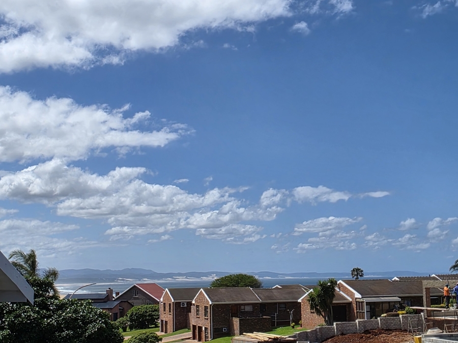 2 Bedroom Property for Sale in Wavecrest Eastern Cape